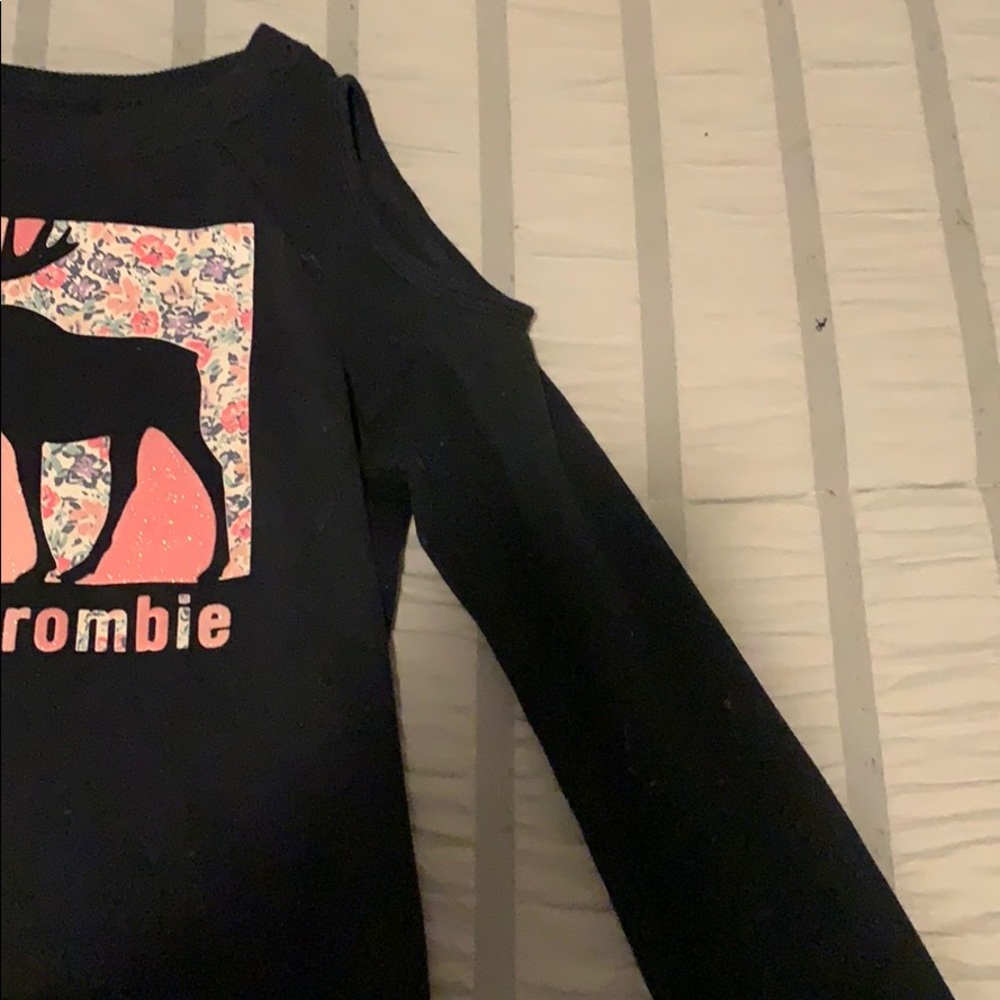 Sweatshirt - Picture 4 of 5